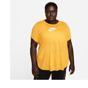 Nike Women's Sportswear Essential Tunic.
